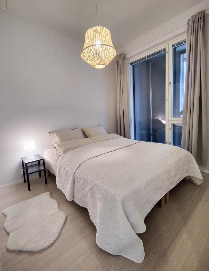 Peaceful Nordic Home For 5 / Near City And Airport 헬싱키 외부 사진